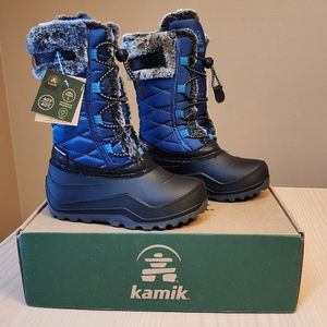 Kamik girl's size 13 snow boots blue